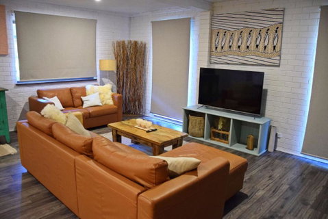Arcos - Accommodation Redcliffe 2
