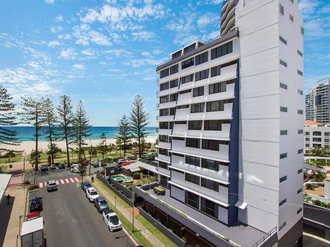 Aries Unit 5 - Accommodation Redcliffe 1