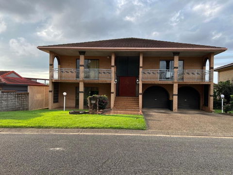 Aspley Large Room & Share Bathroom With Other Guests - Accommodation Redcliffe 4