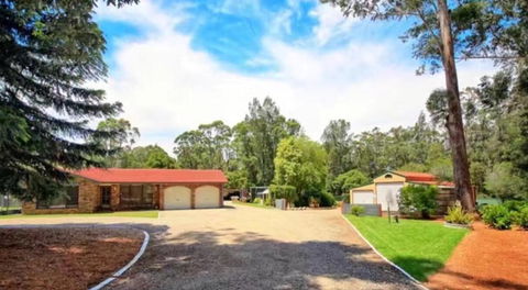 At Holiday House - Accommodation Redcliffe 0