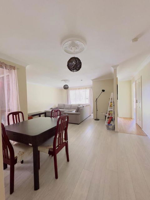 At Holiday House - Accommodation Redcliffe 2