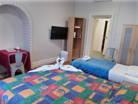 Austral Inn - Accommodation Redcliffe 3