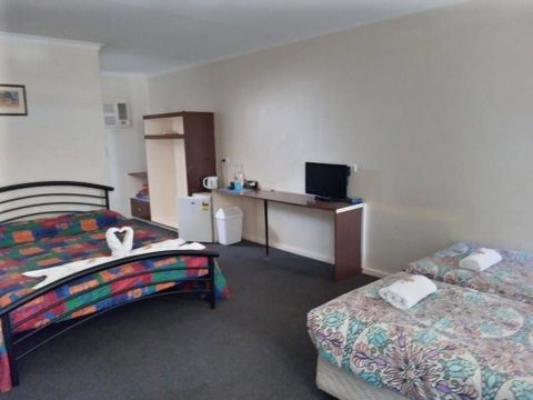 Austral Inn - Accommodation Redcliffe 1