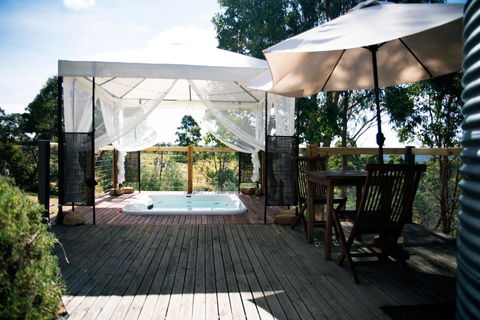 Avalon Private Spa Villa With Beautiful Tree Views - Accommodation Redcliffe 0