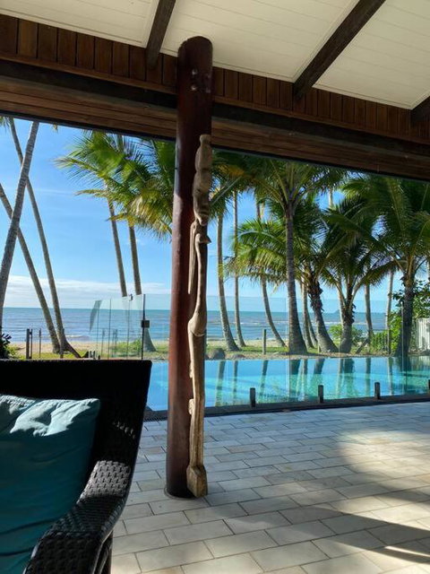 BALA Beach House On ABSOLUTE Beachfront - Accommodation Redcliffe 0