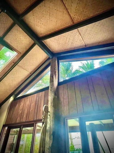 BALA Beach House On ABSOLUTE Beachfront - Accommodation Redcliffe 3