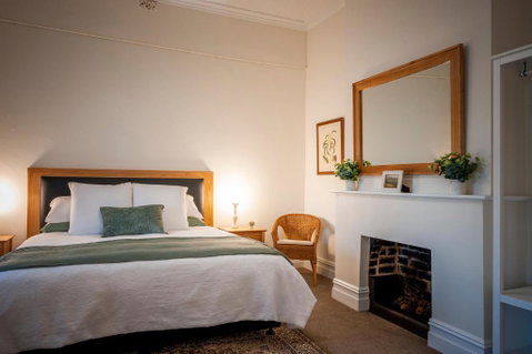 Basedow Haus - Accommodation Redcliffe 4