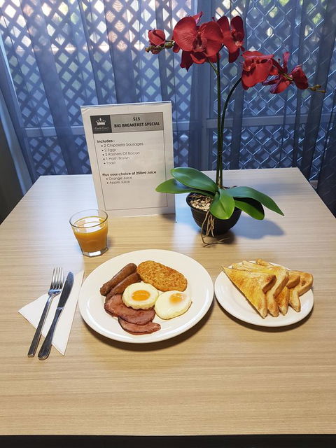 Southport Motel & Apartments - Accommodation Redcliffe 6