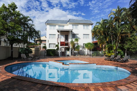 Southport Motel & Apartments - Accommodation Redcliffe 0