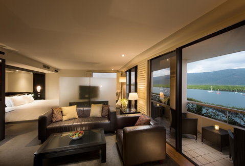 Hilton Cairns - Accommodation Redcliffe 23