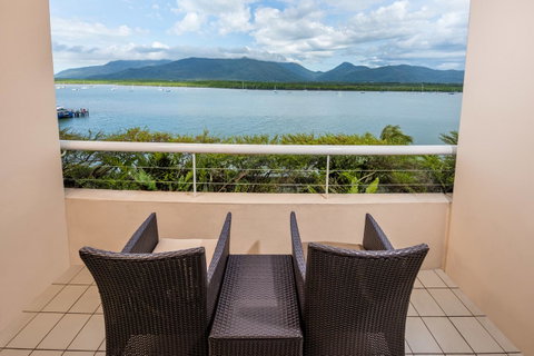 Hilton Cairns - Accommodation Redcliffe 29