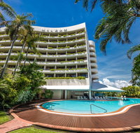 Hilton Cairns