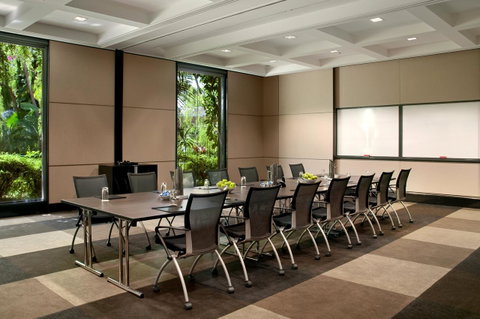 Hilton Cairns - Accommodation Redcliffe 37