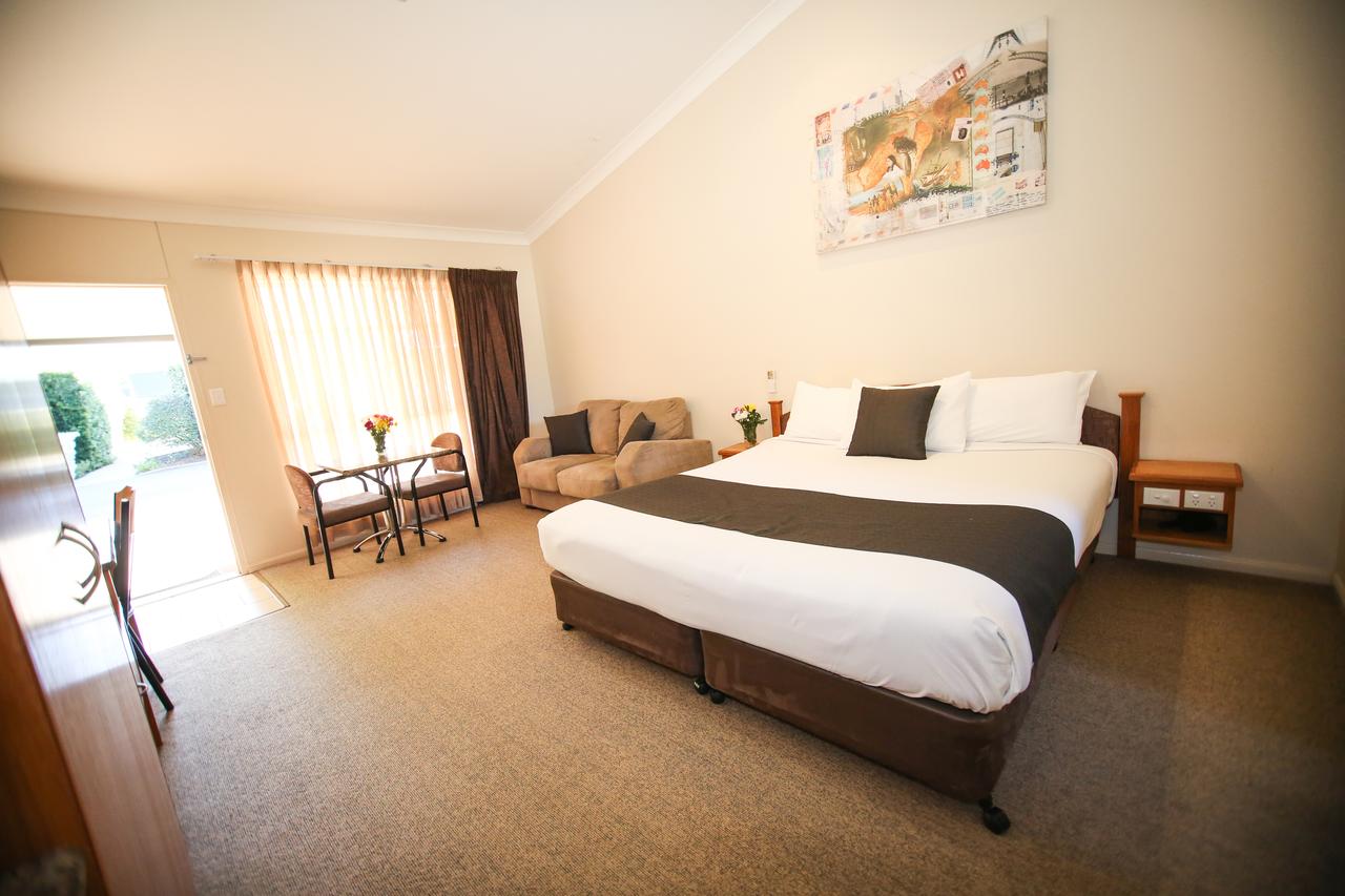 Wycombe QLD Accommodation Redcliffe