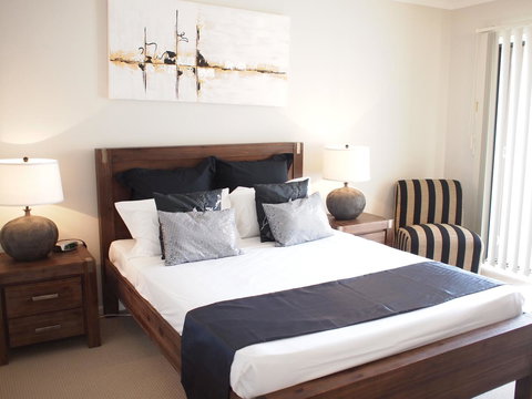 Edge Apartments Cairns - Accommodation Redcliffe 2
