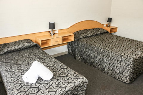 Salisbury Hotel Motel - Accommodation Redcliffe 10