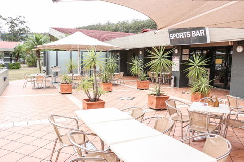 Salisbury Hotel Motel - Accommodation Redcliffe 3