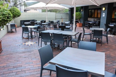 Salisbury Hotel Motel - Accommodation Redcliffe 7