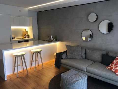 Il Palazzo Holiday Apartments - Accommodation Redcliffe 1