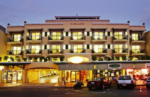Il Palazzo Holiday Apartments - Accommodation Redcliffe 3