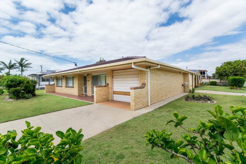Lowset Sweetie, Central To Everything - Partridge St, Bongaree - Accommodation Redcliffe 0
