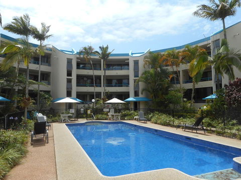 Placid Waters Holiday Apartments - Accommodation Redcliffe 0