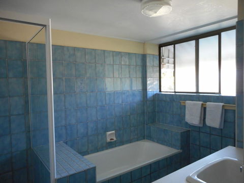 Placid Waters Holiday Apartments - Accommodation Redcliffe 14