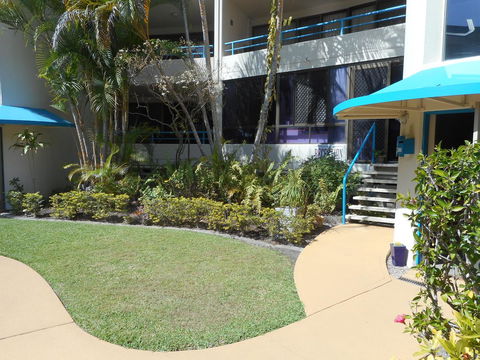 Placid Waters Holiday Apartments - Accommodation Redcliffe 2