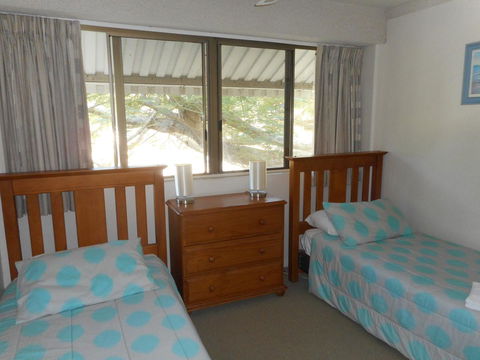 Placid Waters Holiday Apartments - Accommodation Redcliffe 18