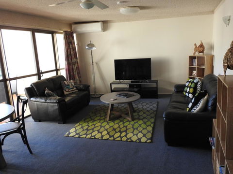 Placid Waters Holiday Apartments - Accommodation Redcliffe 8