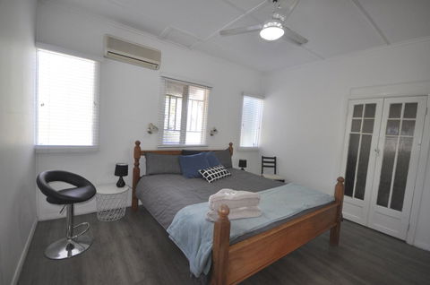 Beachside Beauty - Accommodation Redcliffe 4