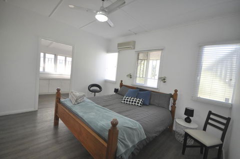 Beachside Beauty - Accommodation Redcliffe 3