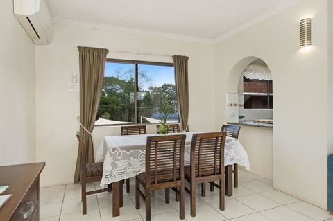 Waterviews,Pool, Wifi Its All Here !- Welsby Pde, Bongaree - Accommodation Redcliffe 10