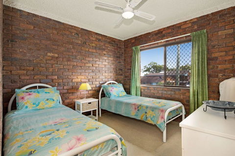 Waterviews,Pool, Wifi Its All Here !- Welsby Pde, Bongaree - Accommodation Redcliffe 23