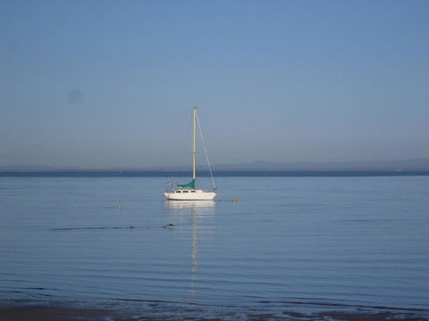 Quiet Location Across From Waterfront - South Esp, Bongaree - Accommodation Redcliffe 4