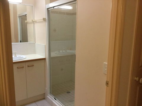 Private Canal Duplex With Pontoon - Oleander Drive, Bongaree - Accommodation Redcliffe 5