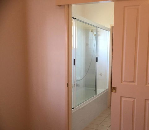 Private Canal Duplex With Pontoon - Oleander Drive, Bongaree - Accommodation Redcliffe 16
