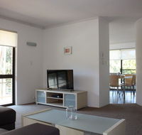 Close to Surf Beach Surf Club Hotel and Shops - Boyd St Woorim - Accommodation Redcliffe