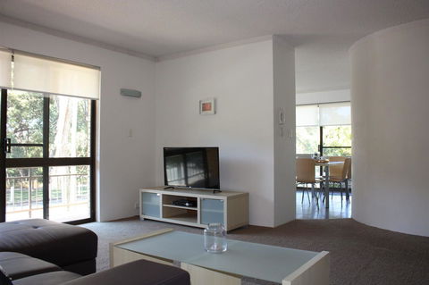Close To Surf Beach, Surf Club, Hotel And Shops - Boyd St, Woorim - Accommodation Redcliffe 0