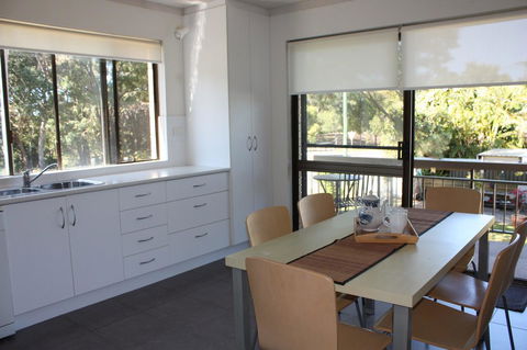 Close To Surf Beach, Surf Club, Hotel And Shops - Boyd St, Woorim - Accommodation Redcliffe 15