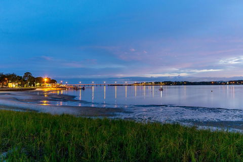 Close To Surf Beach, Surf Club, Hotel And Shops - Boyd St, Woorim - Accommodation Redcliffe 13