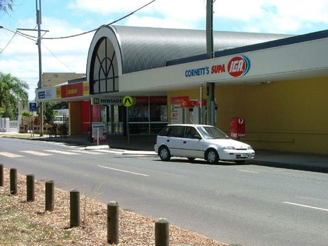 First Floor Unit Close To Shops, Park And Waterfront! - Accommodation Redcliffe 15