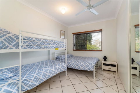 Waterfront Views From Private Rooftop Balcony - Bayview South Esp, Bongaree - Accommodation Redcliffe 14