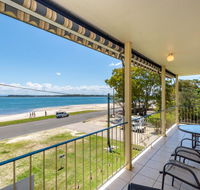 Water Views - Top Floor -Clearview Apartments South Esp Bongaree - Accommodation Redcliffe