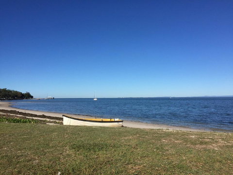 Water Views - Top Floor -Clearview Apartments South Esp, Bongaree - Accommodation Redcliffe 2