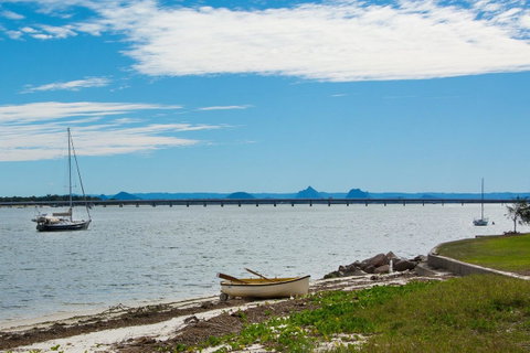 Spectacular Unit Overlooking Pumicestone Passage - Welsby Pde, Bongaree - Accommodation Redcliffe 8