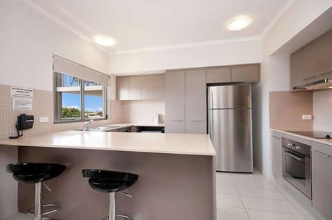 Spectacular Unit Overlooking Pumicestone Passage - Welsby Pde, Bongaree - Accommodation Redcliffe 13