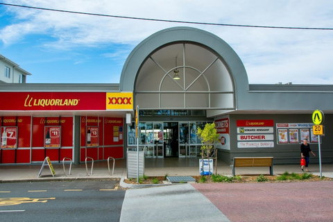 Spectacular Unit Overlooking Pumicestone Passage - Welsby Pde, Bongaree - Accommodation Redcliffe 14