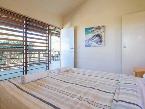 Laguna House - Accommodation Redcliffe 13