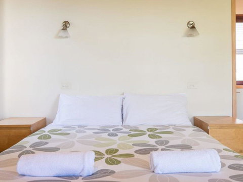 Laguna House - Accommodation Redcliffe 15